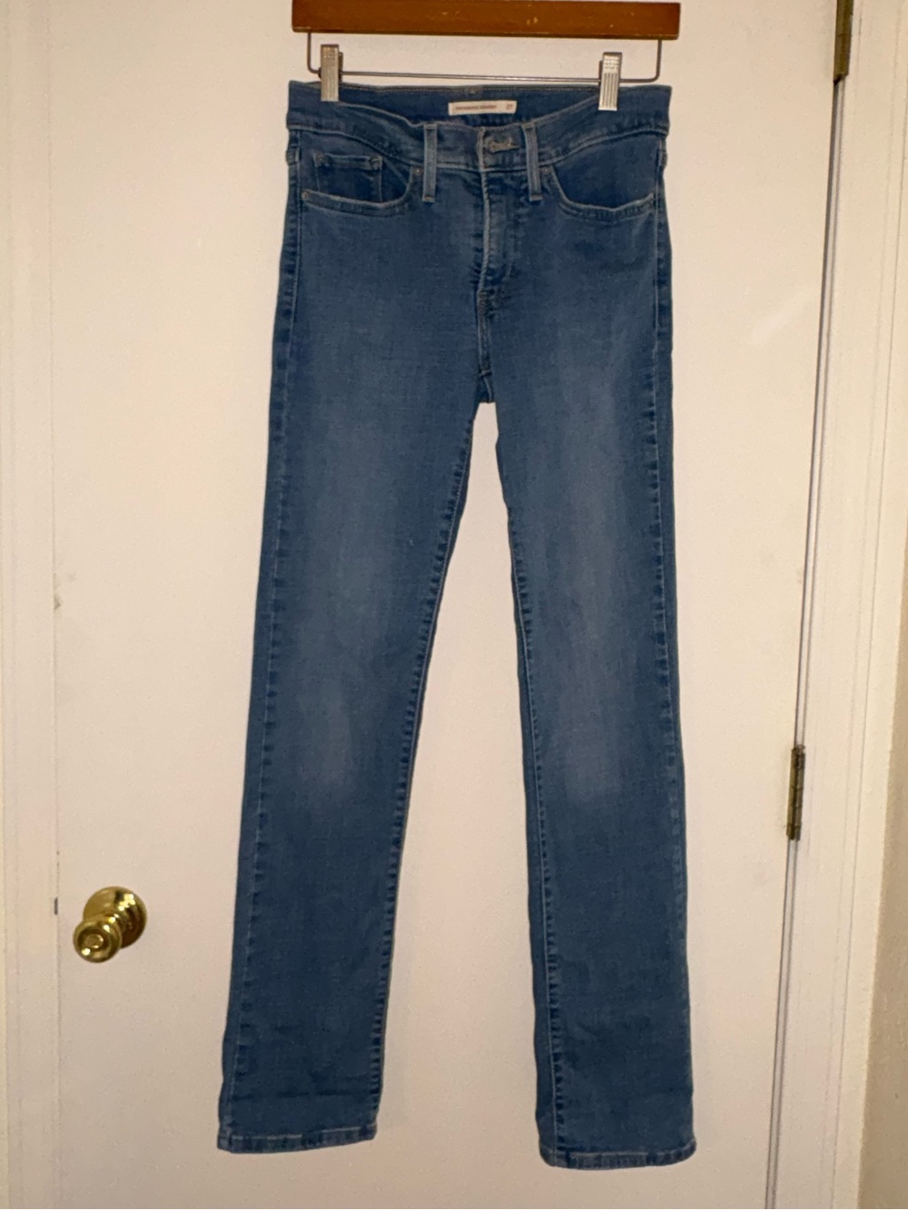 Levi's 314 Shaping Straight Leg Jeans in Mid Blue Denim